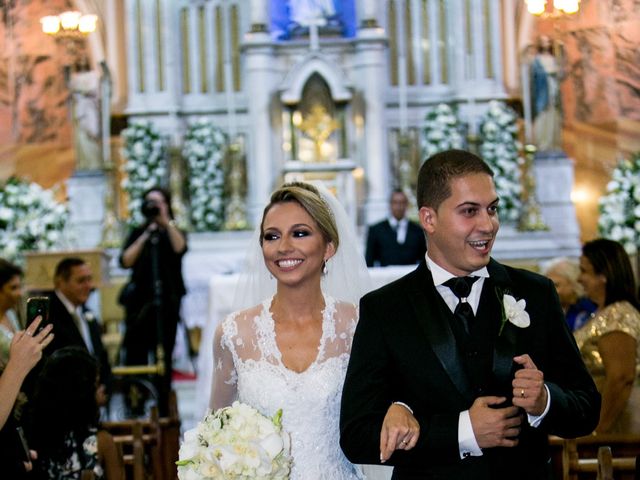 O casamento de Felipe e Fernanda em Belo Horizonte, Minas Gerais 31