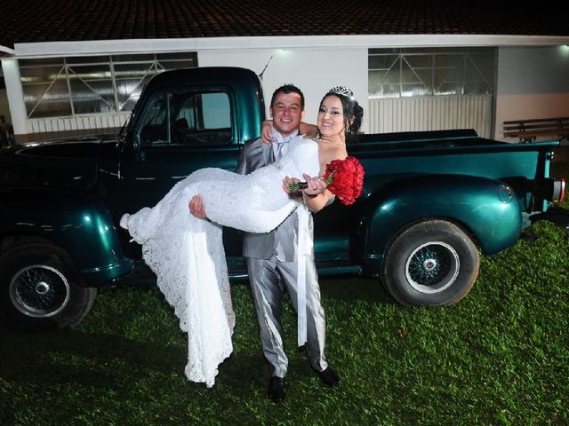 O casamento de Sinoval e Andreza em Cotia, São Paulo Estado 32