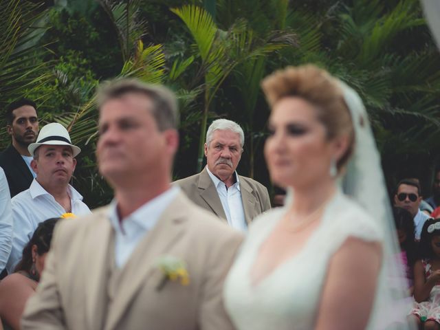 O casamento de Fabio e Rogéria em Armação dos Búzios, Rio de Janeiro 81