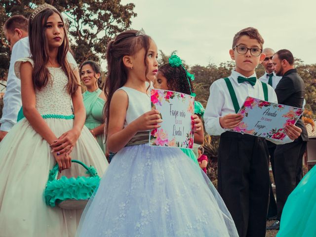 O casamento de Denilson e Vanessa em Esmeraldas, Minas Gerais 4