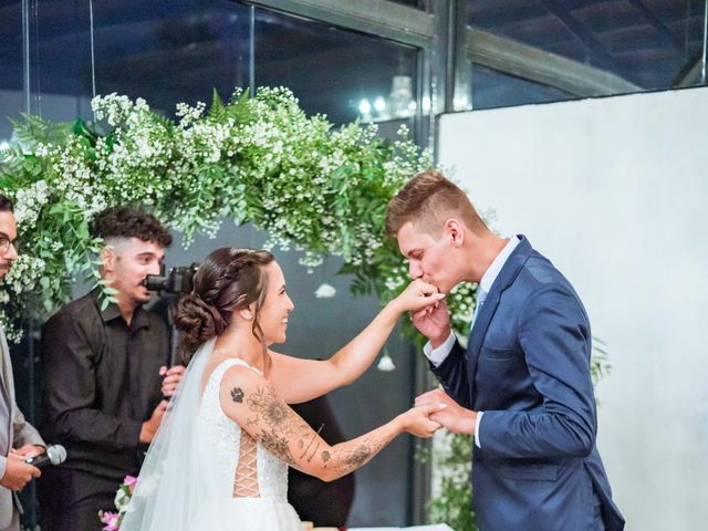 O casamento de Luiz Henrique e Brendha em Florianópolis, Santa Catarina 89