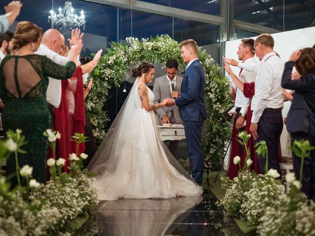 O casamento de Luiz Henrique e Brendha em Florianópolis, Santa Catarina 101
