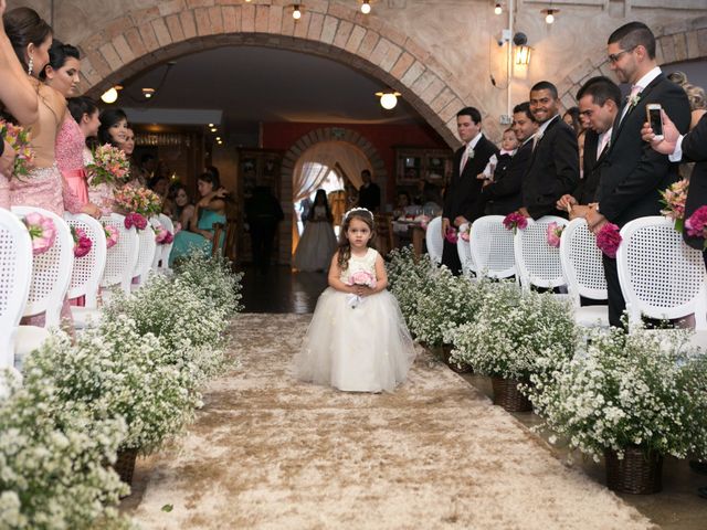 O casamento de Daniel e Rafaella em Goiânia, Goiás 19