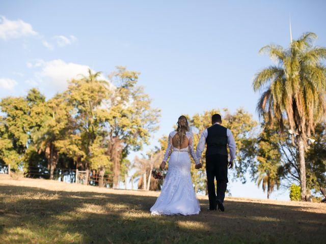 O casamento de Fernando e Dayane em Belo Horizonte, Minas Gerais 30