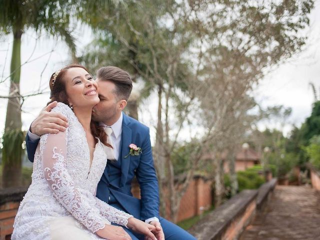 O casamento de Emanuel  e Catia  em Embu, São Paulo 96