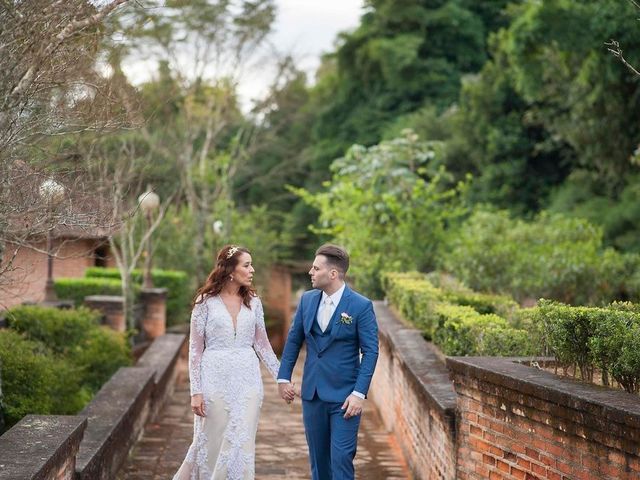 O casamento de Emanuel  e Catia  em Embu, São Paulo 97