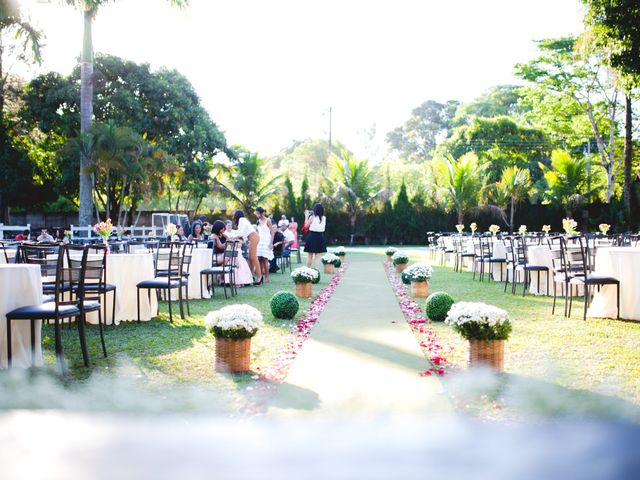 O casamento de André e Helen em Betim, Minas Gerais 48