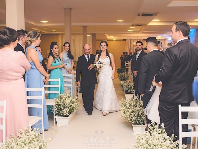 O casamento de Gabriel e Jéssica  em Itapema, Santa Catarina 6