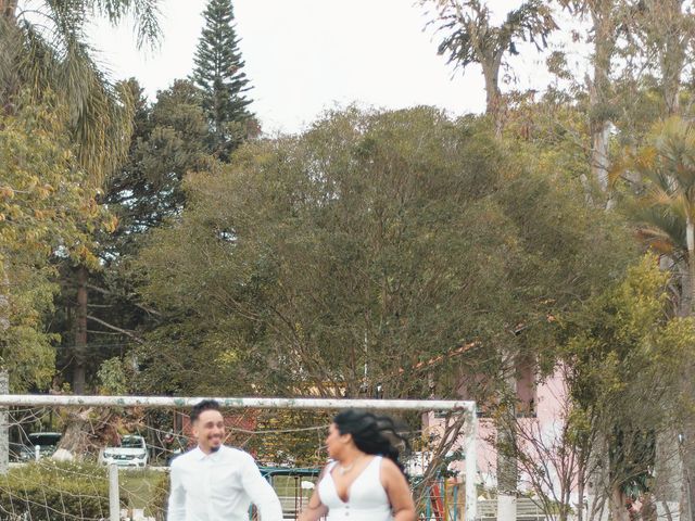 O casamento de Hellen e Marcos em Ibiúna, São Paulo Estado 24