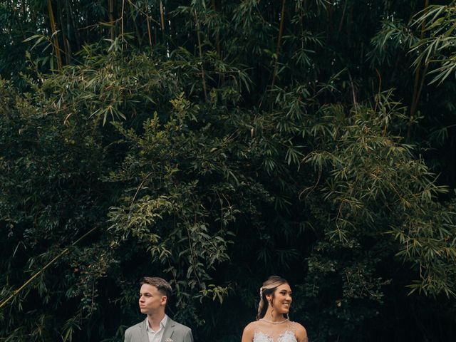 O casamento de Diogo e Nati em Porto Alegre, Rio Grande do Sul 24