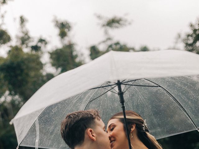 O casamento de Diogo e Nati em Porto Alegre, Rio Grande do Sul 25