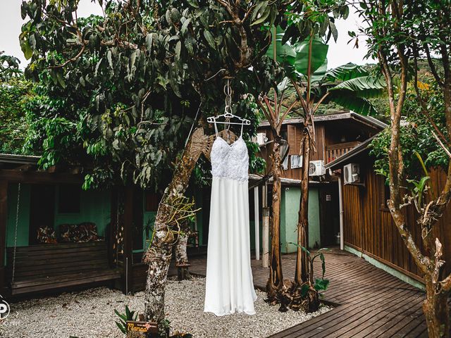 O casamento de Val e Letícia em Ilha do Mel, Paraná 5