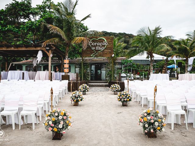 O casamento de Val e Letícia em Ilha do Mel, Paraná 6