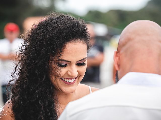 O casamento de Val e Letícia em Ilha do Mel, Paraná 22