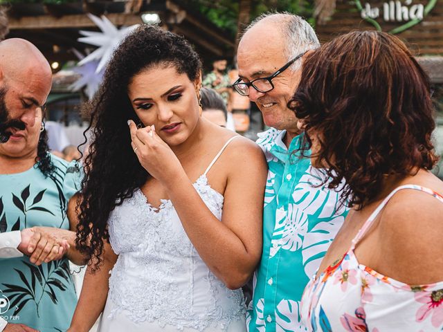 O casamento de Val e Letícia em Ilha do Mel, Paraná 27