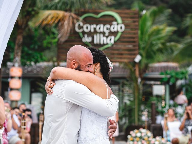 O casamento de Val e Letícia em Ilha do Mel, Paraná 30