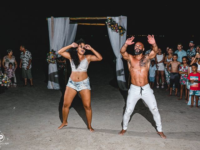 O casamento de Val e Letícia em Ilha do Mel, Paraná 41