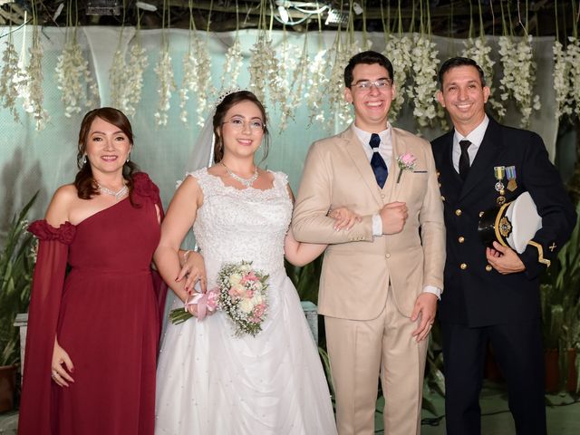 O casamento de Julio César Freitas Aureliano  e Lueni Ellen Silva Rivera  em Fortaleza, Ceará 1