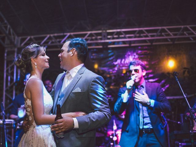 O casamento de Andreato e Raisa em Recife, Pernambuco 32