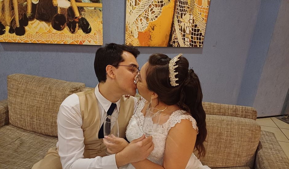 O casamento de Julio César Freitas Aureliano  e Lueni Ellen Silva Rivera  em Fortaleza, Ceará