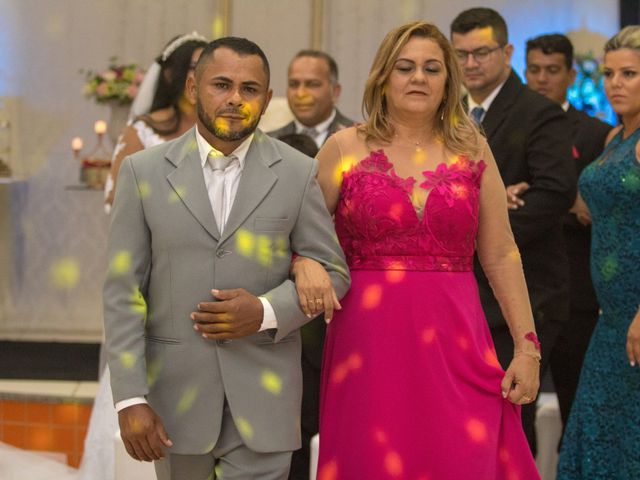 O casamento de Izo Vieira e Celiane em Santarém, Pará 13