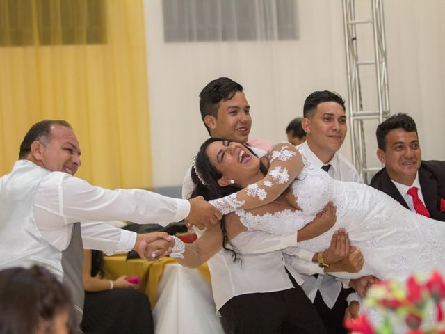 O casamento de Izo Vieira e Celiane em Santarém, Pará 16