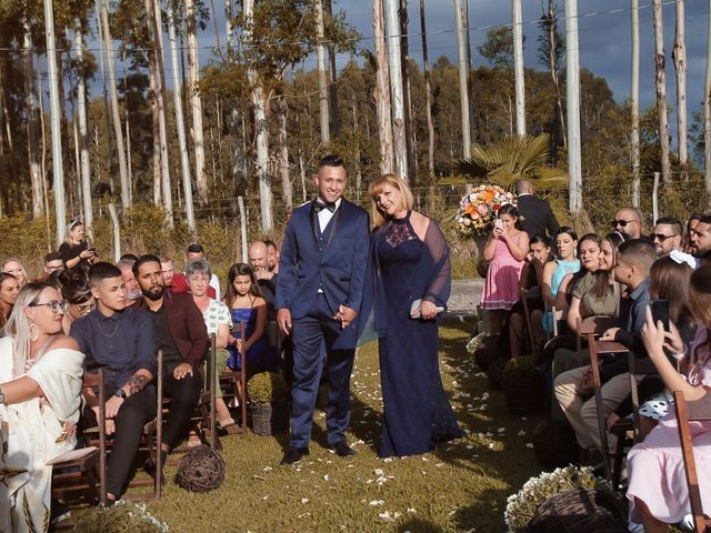 O casamento de Henrique e Karime em São José dos Pinhais, Paraná 21