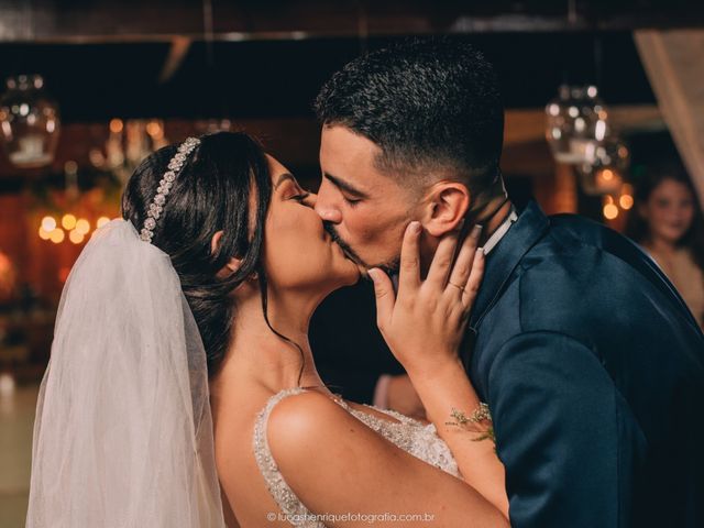 O casamento de Matheus e Millena em São Gonçalo, Rio de Janeiro 32