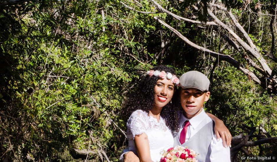 O casamento de Carol e Railan em Boa Vista do Tupim, Bahia