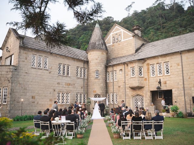 O casamento de Thiago e Karolyne em Petrópolis, Rio de Janeiro 33