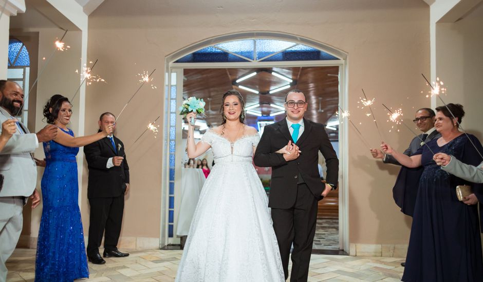 O casamento de Ellen e Marcos em Guararapes, São Paulo Estado