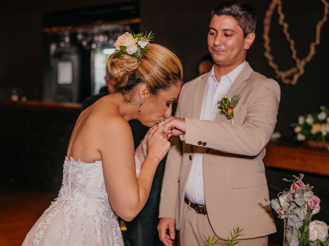 O casamento de Deniele e Henrique em Porto Velho, Rondônia 22