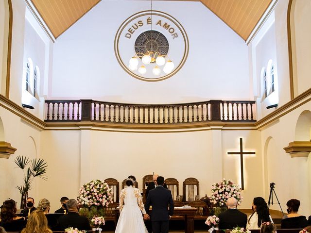 O casamento de Daniel  e Rebecca em Curitiba, Paraná 5