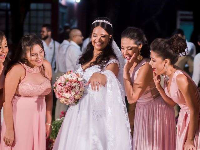 O casamento de Carlos Vinicios e Elaine em Águas Lindas de Goiás, Goiás 12