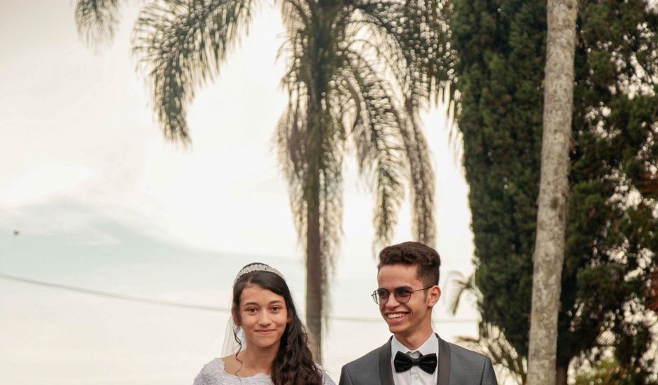 O casamento de Emanuel e Emily em Itapevi, São Paulo Estado