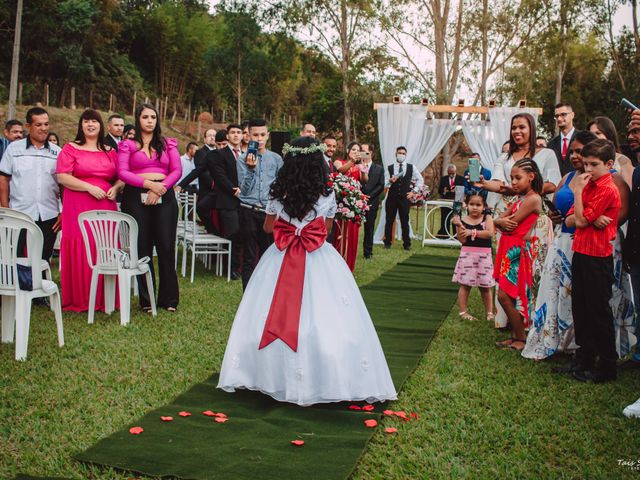 O casamento de Estenilson e Amanda em Campanha, Minas Gerais 29