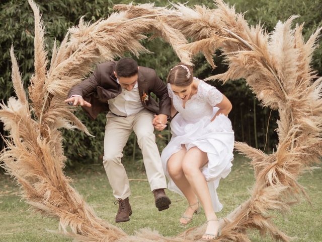 O casamento de Leonardo e Loiane em Curitiba, Paraná 31