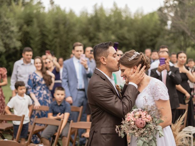 O casamento de Leonardo e Loiane em Curitiba, Paraná 44