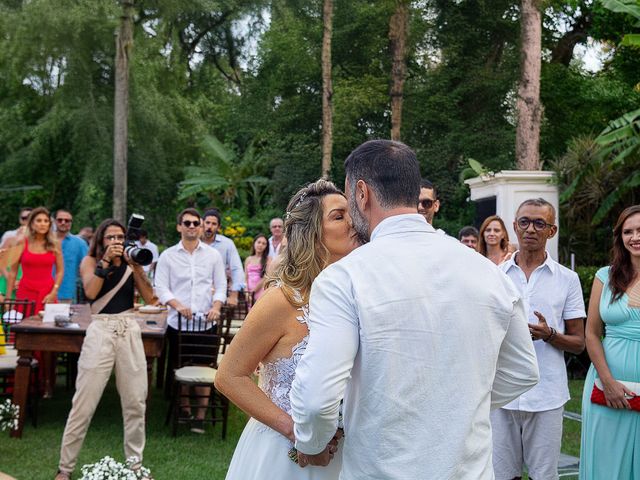 O casamento de Paulo e Adriane em Barra do Jacuípe, Bahia 34