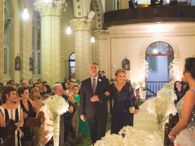 O casamento de Felipe e Paula em Florianópolis, Santa Catarina 37
