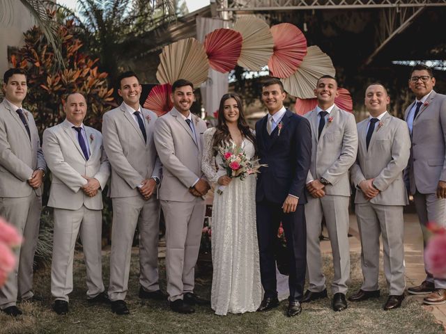 O casamento de Clewynton  e Ana Beatriz em Pirassununga, São Paulo Estado 47