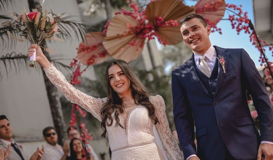 O casamento de Clewynton  e Ana Beatriz em Pirassununga, São Paulo Estado