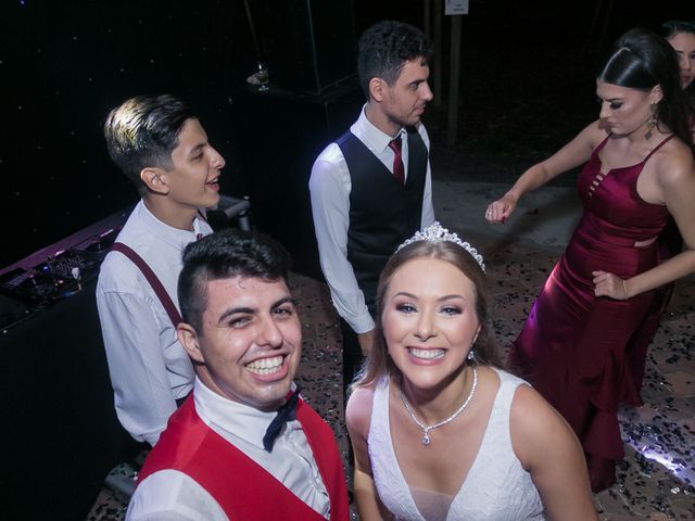 O casamento de Luciana Vargas e Lucas Silva em Urussanga, Santa Catarina 111