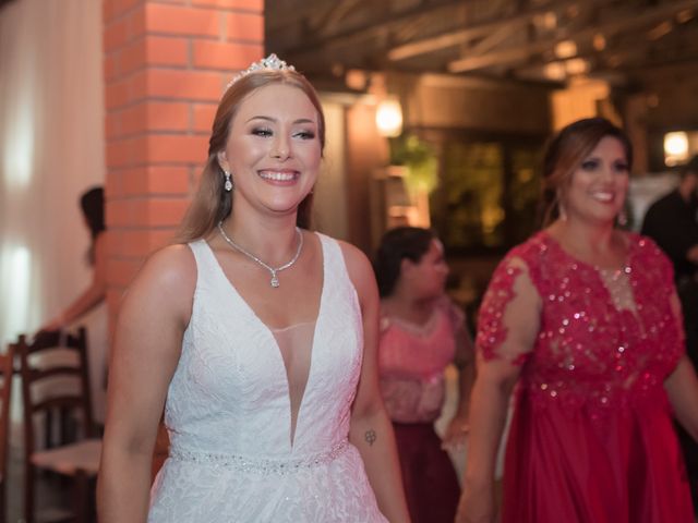 O casamento de Luciana Vargas e Lucas Silva em Urussanga, Santa Catarina 131