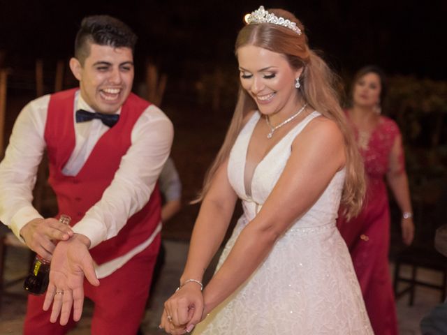 O casamento de Luciana Vargas e Lucas Silva em Urussanga, Santa Catarina 144