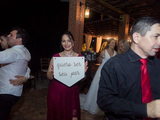 O casamento de Luciana Vargas e Lucas Silva em Urussanga, Santa Catarina 176