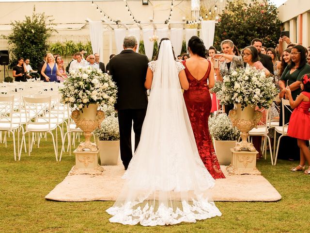 O casamento de Rodolfo e Cristiane em Taguatinga, Distrito Federal 23