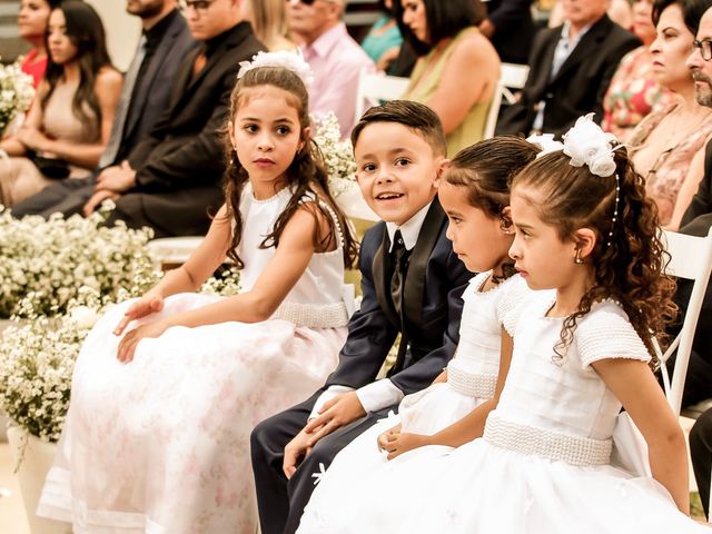 O casamento de Rodolfo e Cristiane em Taguatinga, Distrito Federal 34