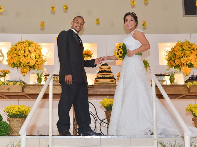 O casamento de Renan e Talita em Nilópolis, Rio de Janeiro 12