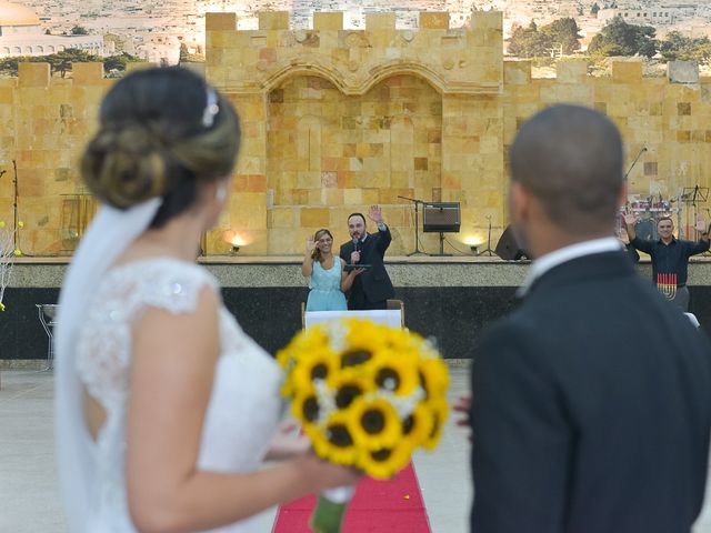 O casamento de Renan e Talita em Nilópolis, Rio de Janeiro 14